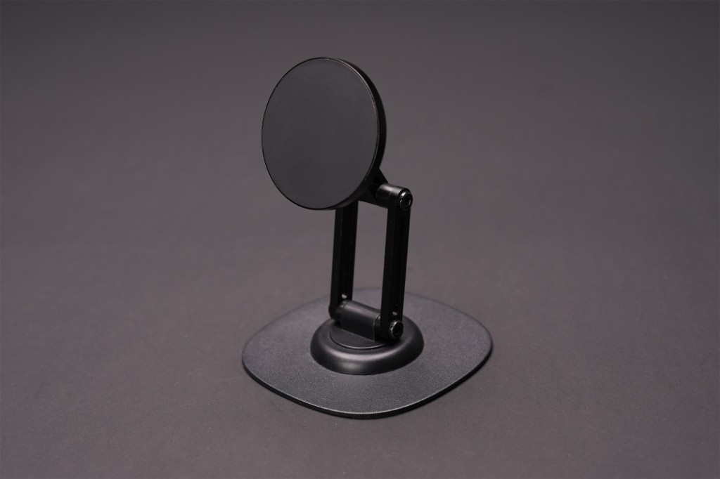 BYOK desk stand
